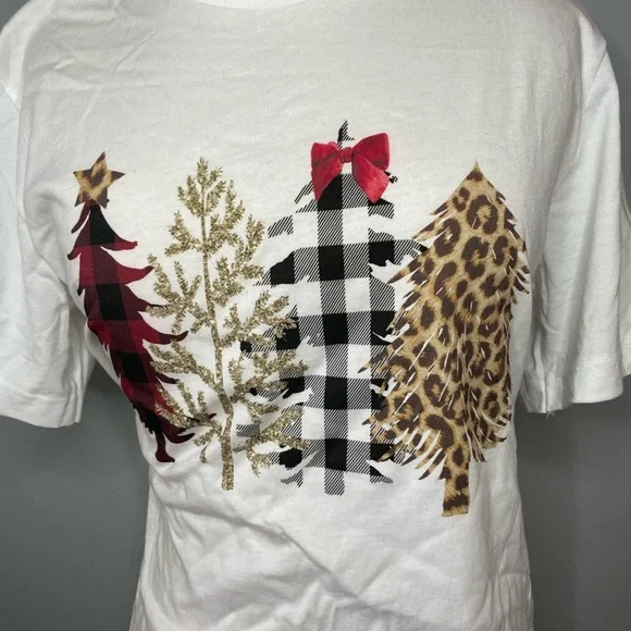 Women’s Adorable White Christmas Tree Shirt - Picture 4 of 5